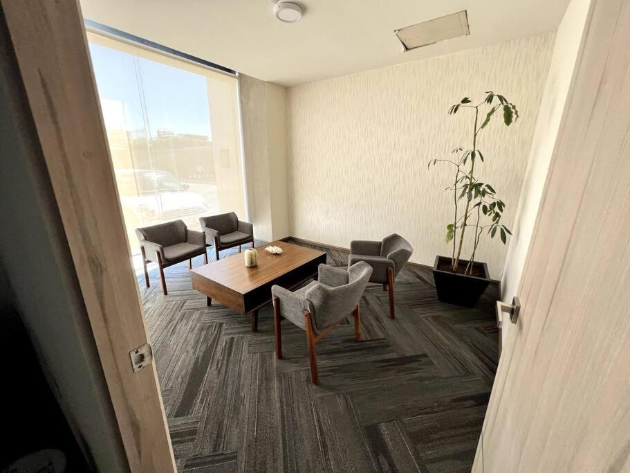 Luxury 3Br Apartment W Pool, Spa & Stunning Views Puebla Eksteriør billede